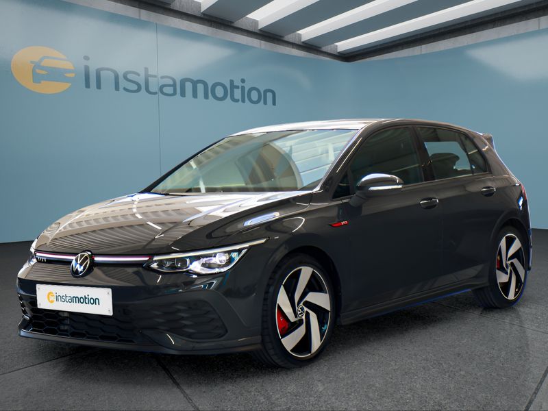 Volkswagen Golf 8 221 kW
