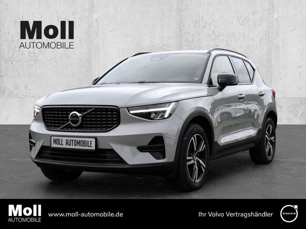 Volvo XC40 B3 Plus Dark 120 kW image number 1