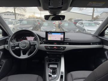 Car image 26