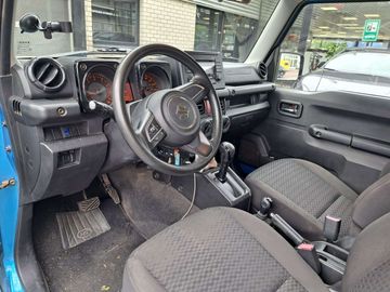 Car image 11