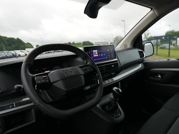 Car image 37