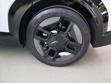 Car image 49