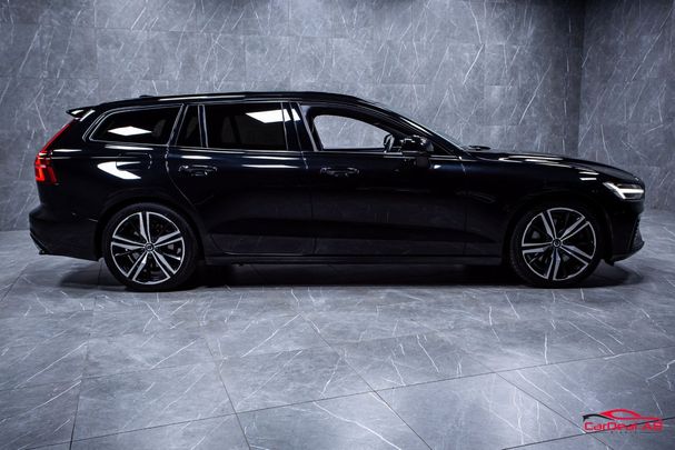 Volvo V60 T8 R Design AWD Recharge 288 kW image number 8