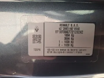 Car image 30