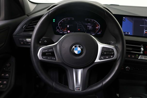 BMW 118i Sport Line 100 kW image number 23