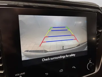 Car image 23