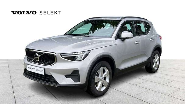 Volvo XC40 T2 Essential 95 kW image number 1