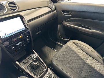 Car image 13