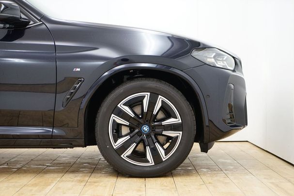 BMW iX3 Inspiring 210 kW image number 5