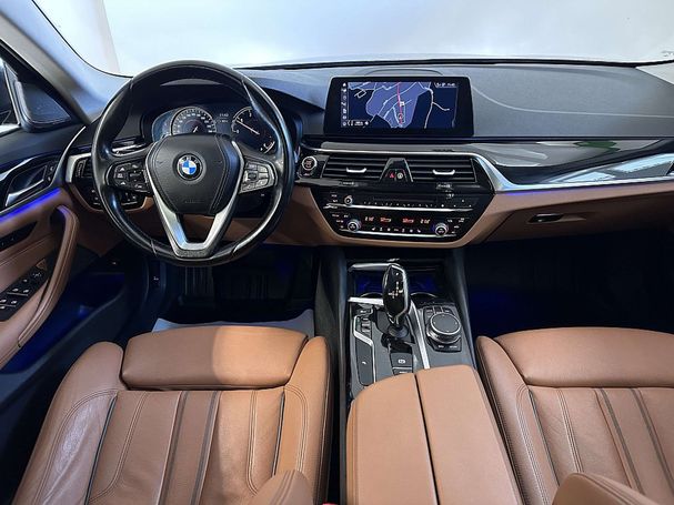 BMW 520d Touring xDrive Sport Line 140 kW image number 13