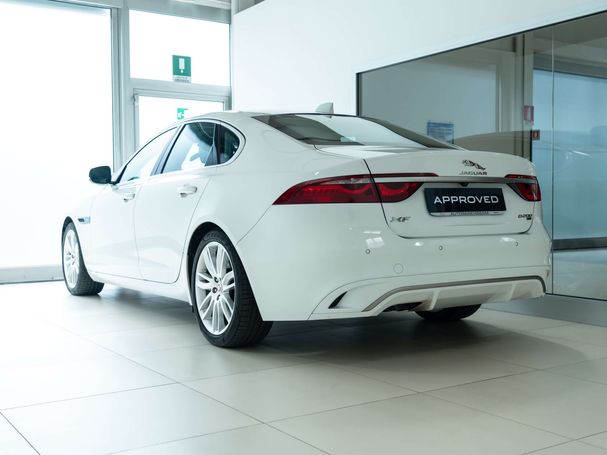 Jaguar XF AWD 150 kW image number 2