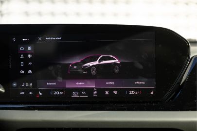 Car image 29