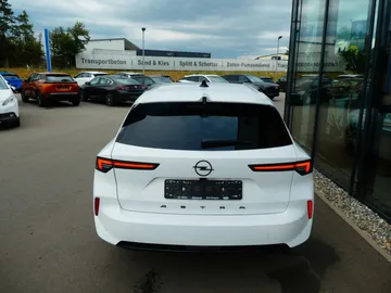 Car image 36