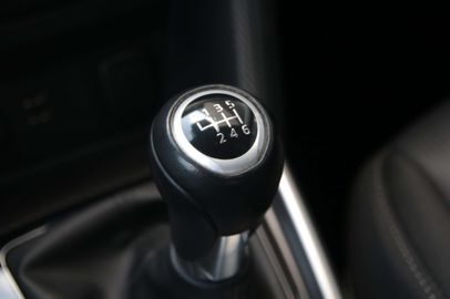 Car image 33