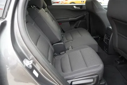 Car image 33