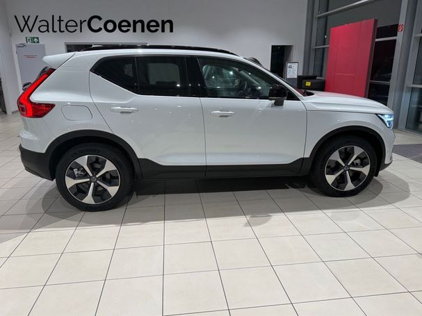 Volvo XC40 B3 Plus Dark DKG 120 kW image number 5