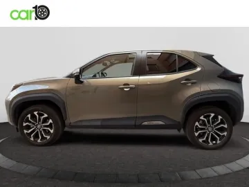 Car image 21