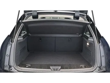 Car image 33