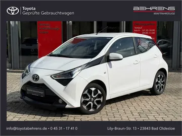 Car image 1