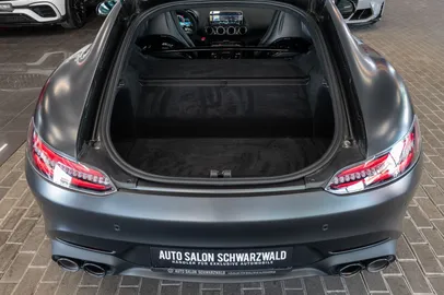 Car image 43