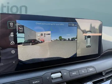Car image 21