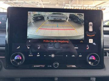 Car image 27