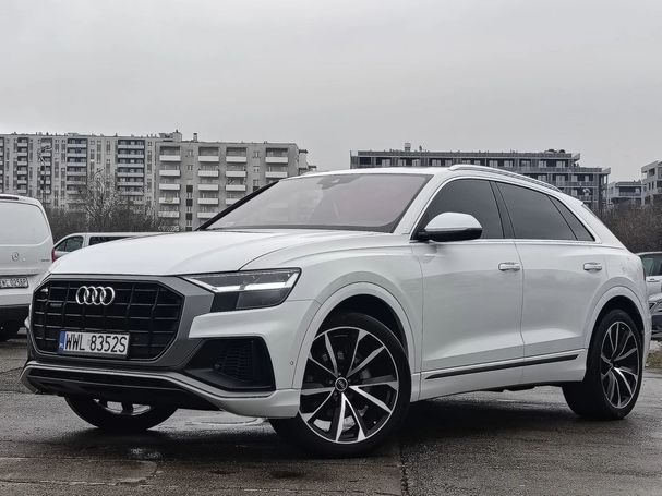 Audi Q8 55 TFSI quattro Tiptronic 250 kW image number 1