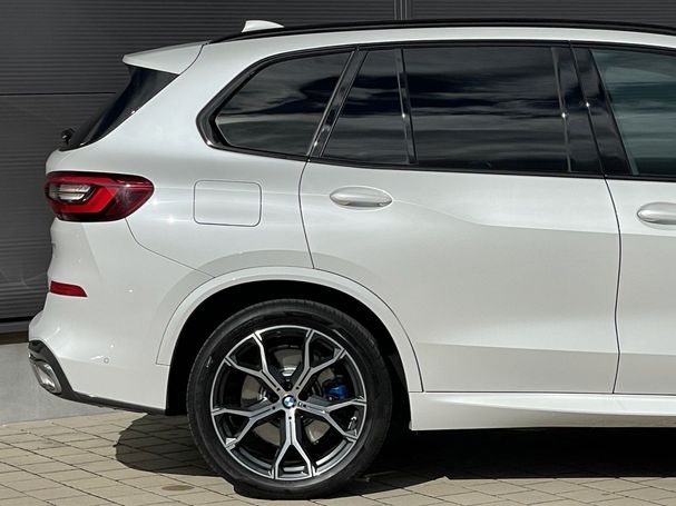 BMW X5 xDrive 250 kW image number 10