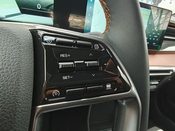 Car image 39