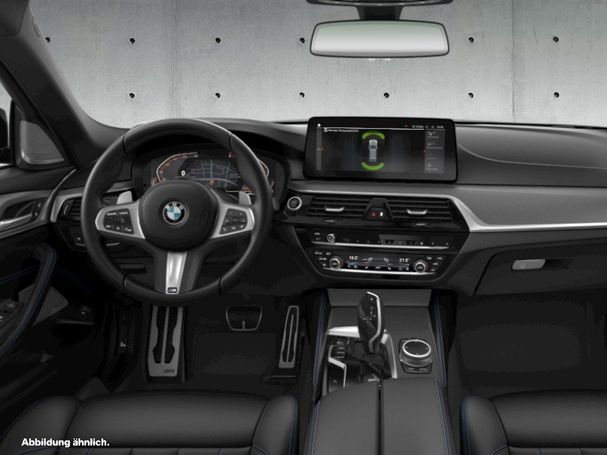 BMW 530d Touring xDrive 210 kW image number 4