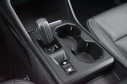 Car image 33