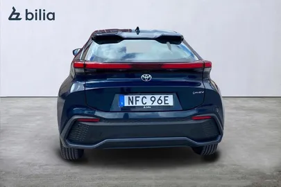 Car image 4