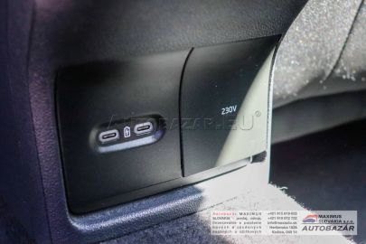 Car image 36