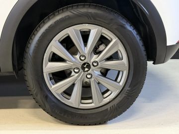 Car image 36