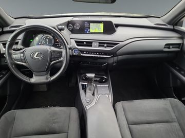 Car image 11