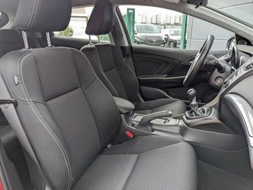 Car image 27