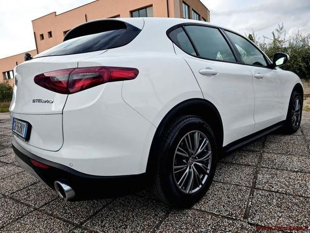 Alfa Romeo Stelvio 2.2 Diesel AT8 Q4 140 kW image number 6