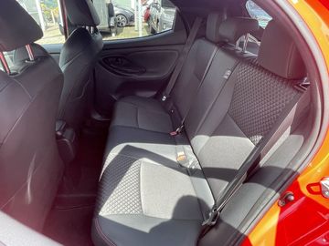 Car image 11