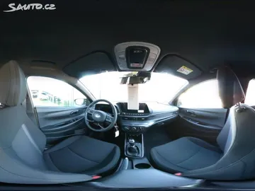 Car image 9