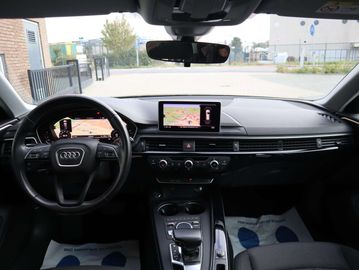 Car image 24