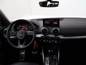 Car image 38