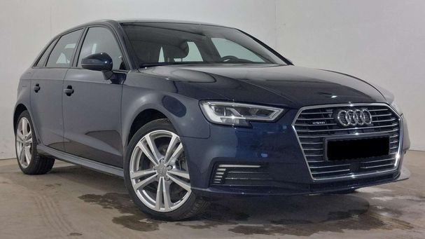 Audi A3 40 e-tron S-line Sportback 150 kW image number 2