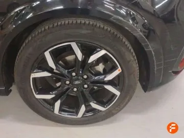 Car image 28