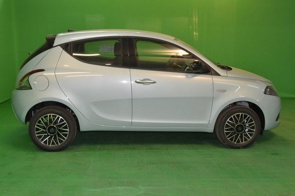 Lancia Ypsilon 51 kW image number 6