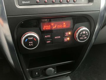 Car image 26