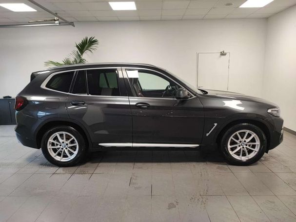 BMW X3 xDrive 142 kW image number 2