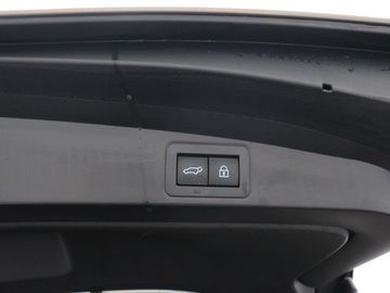 Car image 41