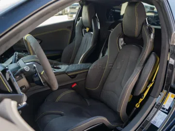 Car image 36