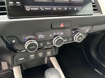 Car image 28