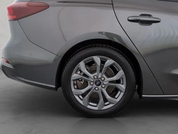 Car image 29